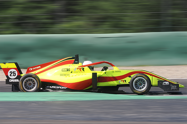 Formula 3 T318 Alfa Romeo