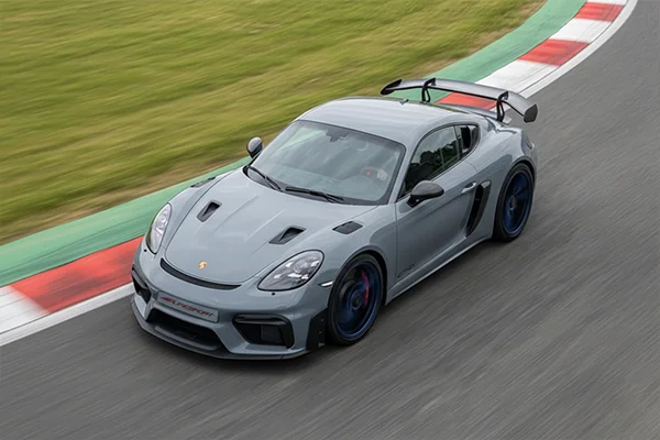 Porsche 718 Cayman GT4 RS