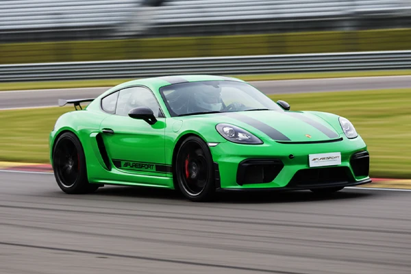 Porsche 718 Cayman GT4